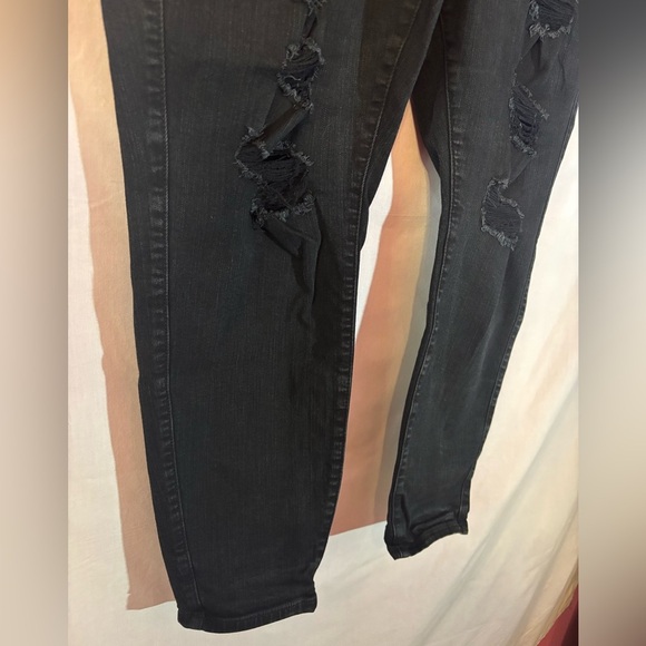 Torrid Bombshell Skinny Distressed Jeans - Picture 3 of 10